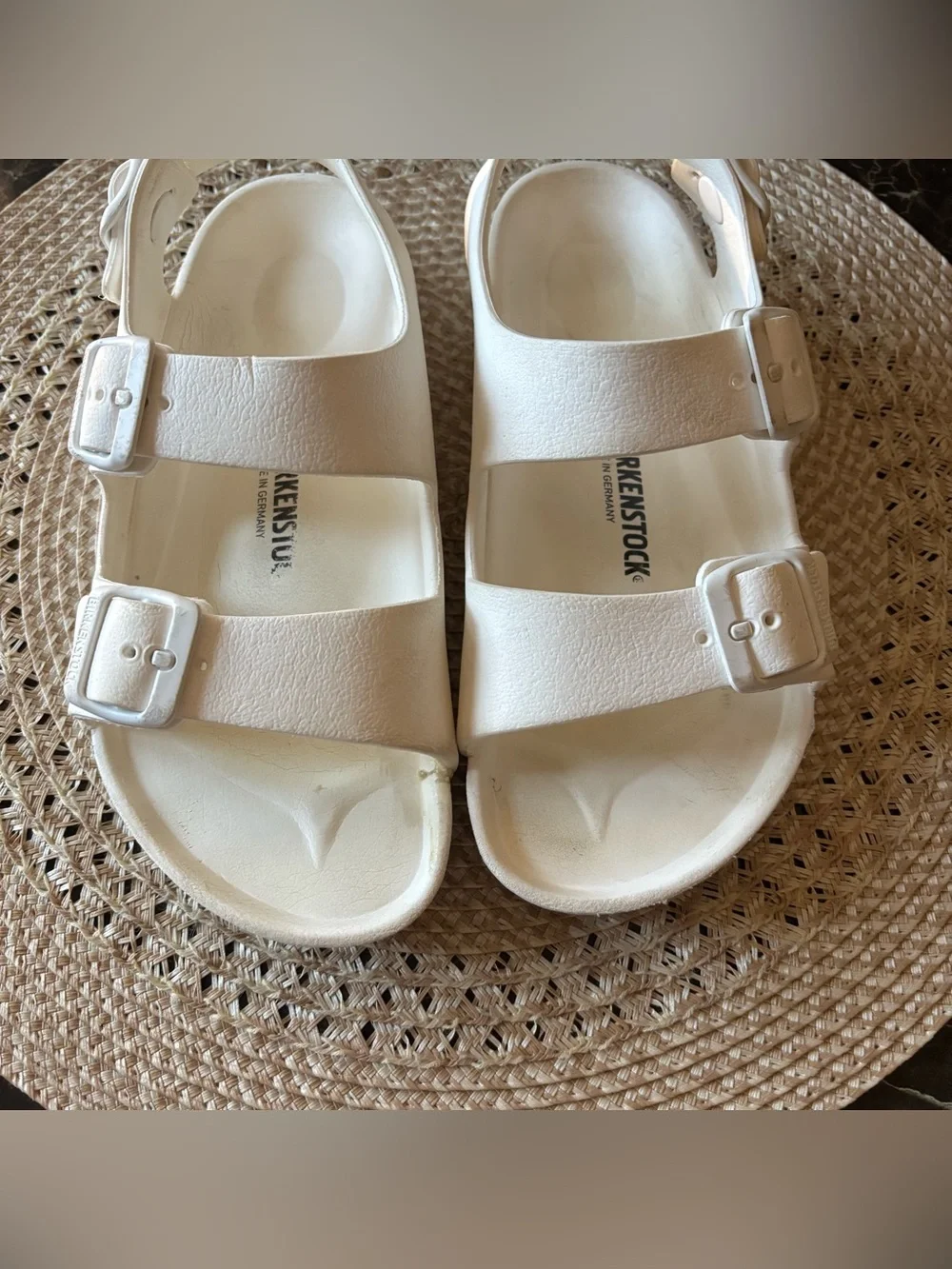 BIRKENSTOCK  Kid’s White Milano Sandals  Size US L3 EURO 34